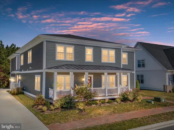 8130 Easton Village Dr, Easton, MD 21601