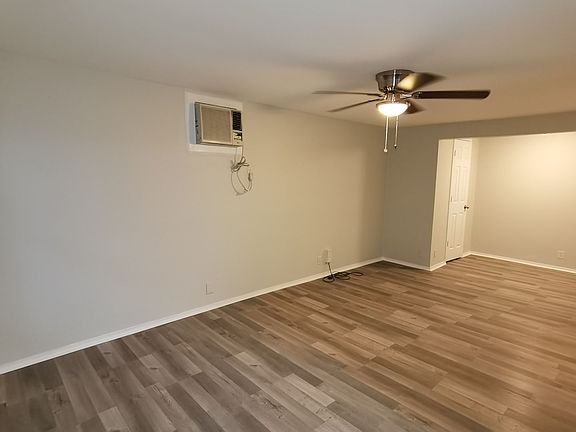 4th image of 137 E Norwood Ct APT 6