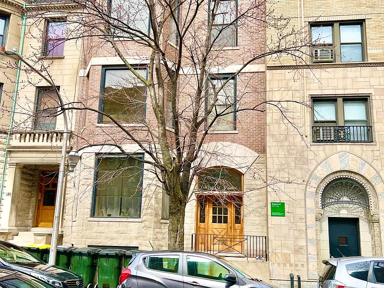 448 W Saint James Pl #3B — Photo 1