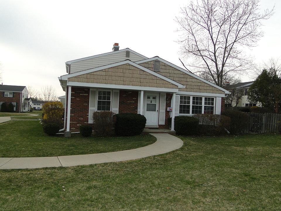 1st image of 19589 Mariner Ct