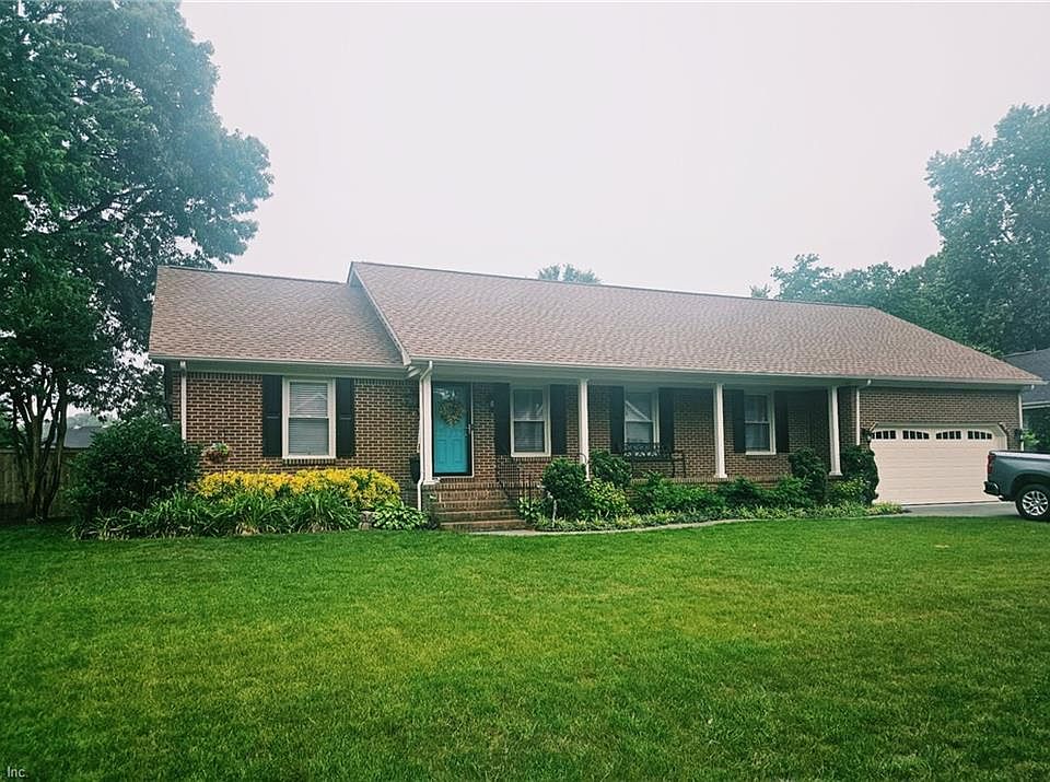 1st image of 2113 Commodore Ct