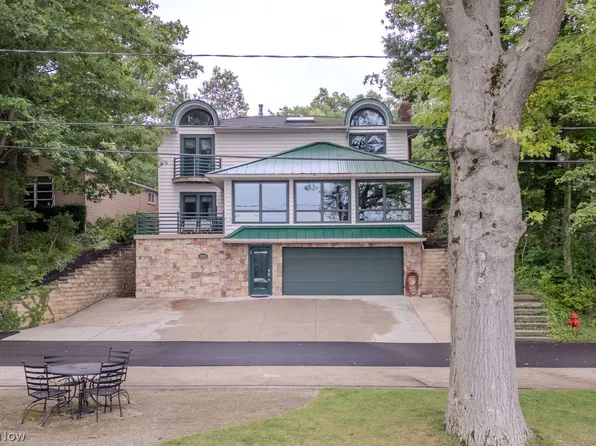 4800 Sundown Trl, Ravenna, OH 44266