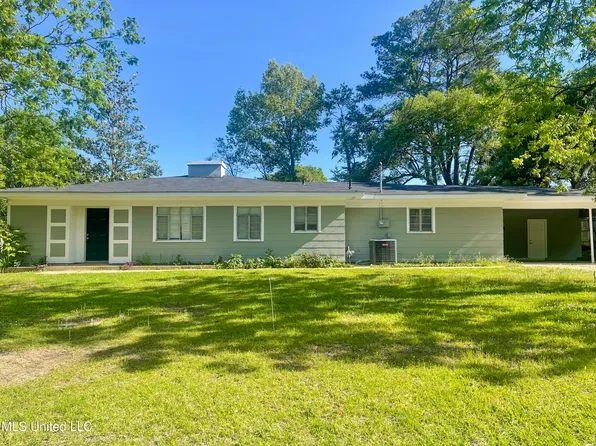 324 Stillwood Dr, Jackson, MS 39206