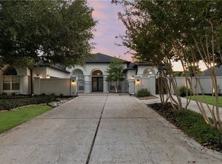 5012 Maidstone Ct, College Station, TX 77845