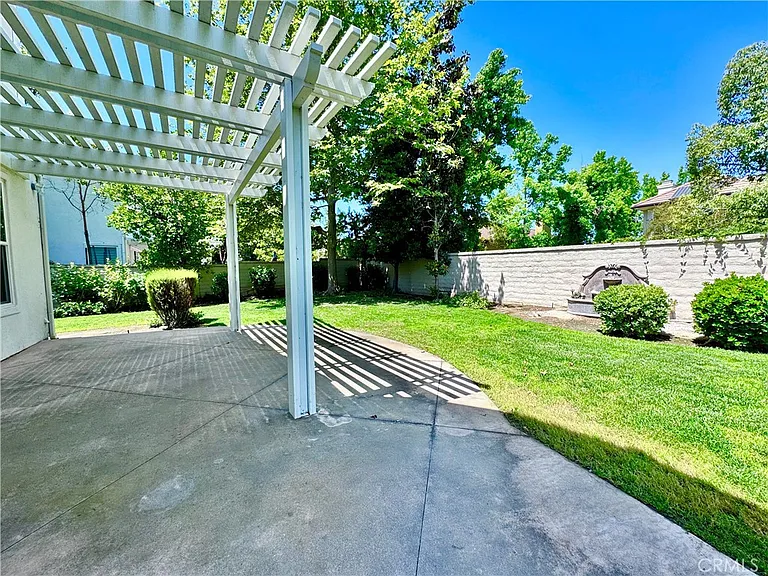 17 Pamela Way — Photo 25