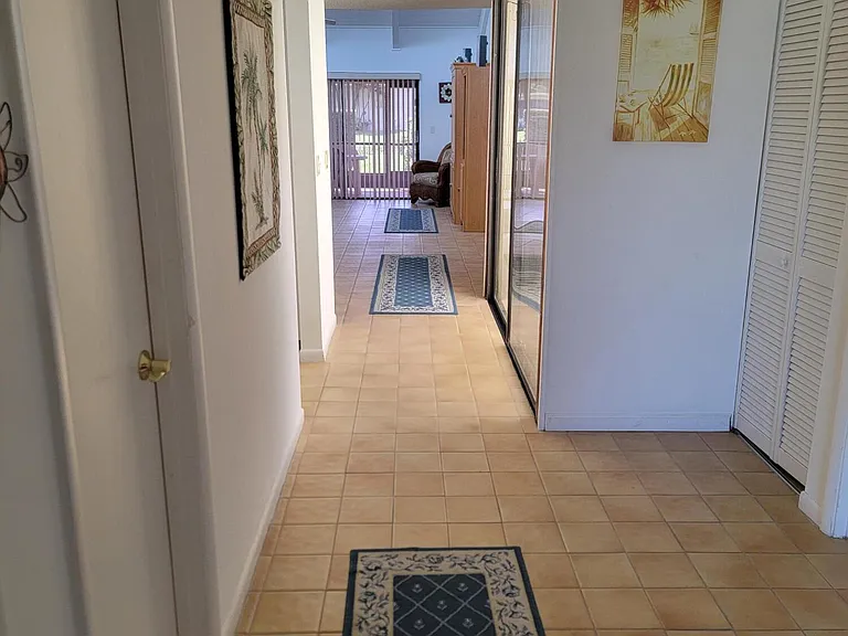 11115 Oakdale Rd — Photo 17