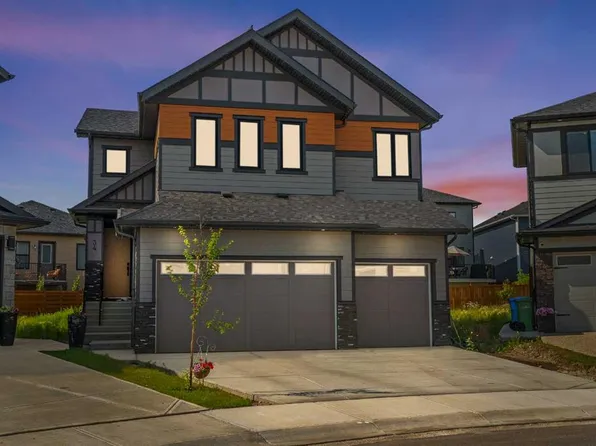 34 SE South Shore Bay, Chestermere, AB T1X 2S1