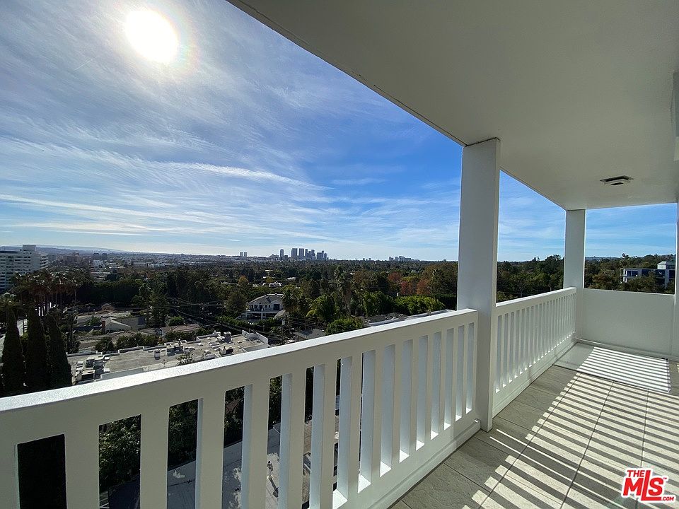 1st image of 999 N Doheny Dr APT 610