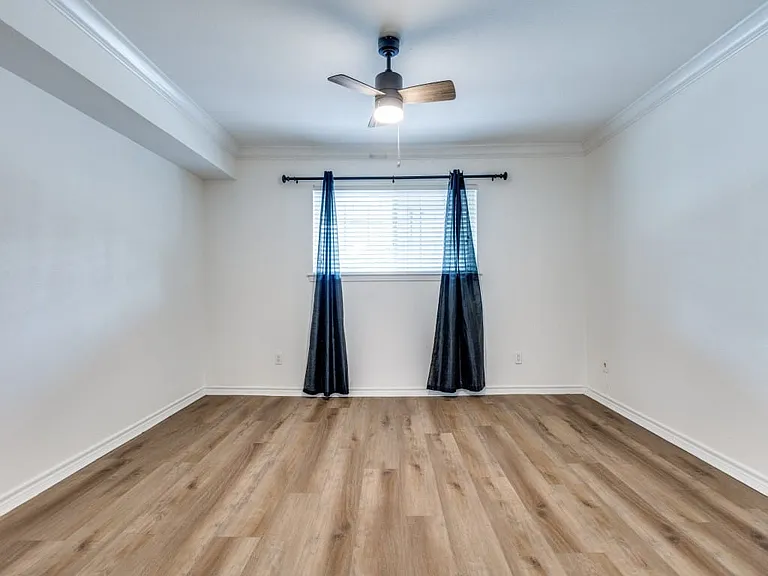 10216 Regal Oaks Dr #C — Photo 10