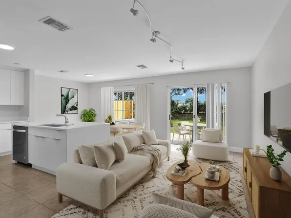 6599 Old Farm Trl, Boynton Beach, FL