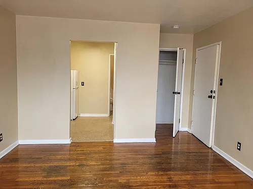 1112 Finley Ave #12B Photo 1