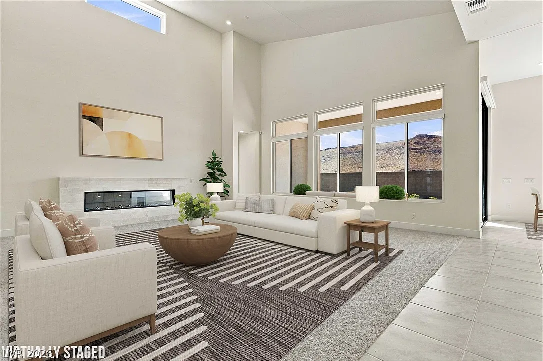 3 bed, 2.5 bath, 2649 sqft, $6,000 — Photo 3