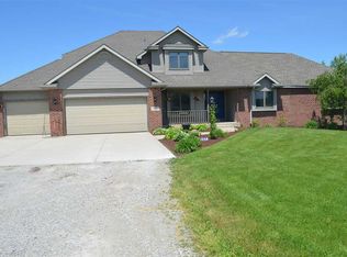 18311 Hurshtown Rd, Grabill, IN 46741