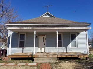 308 N Washington St, Marquette, KS 67464
