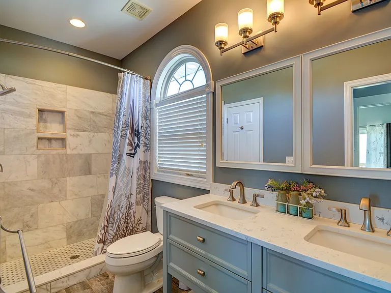 1526 S Shore Dr — Photo 14