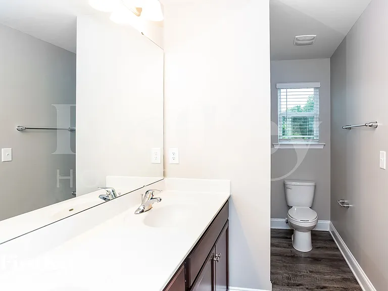 2031 Cypress Village Dr NW — Photo 11