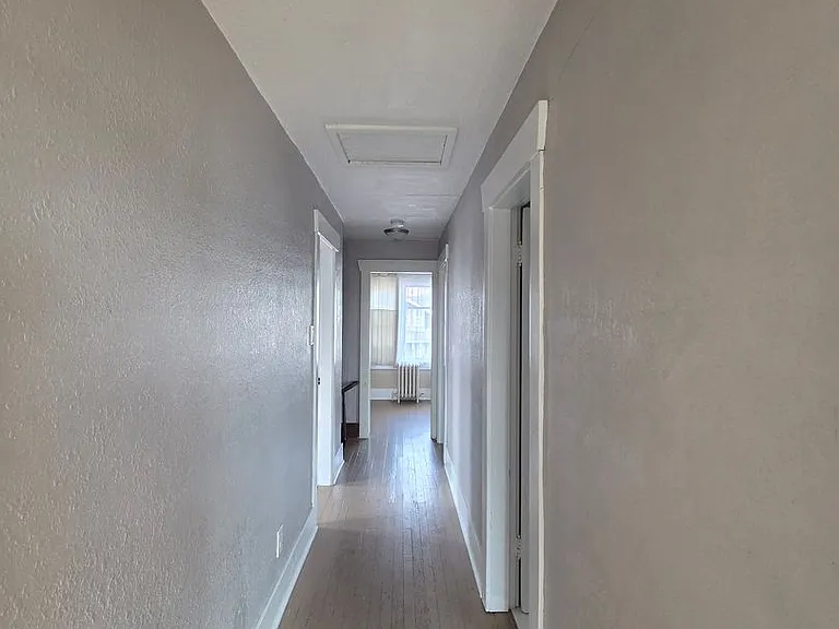 481 SW Cascade Ave — Photo 19