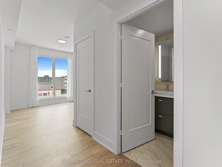 858 Dupont St #304 — Photo 26