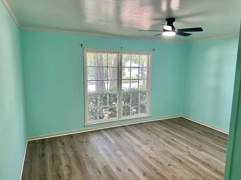 1013 Austin St — Photo 13