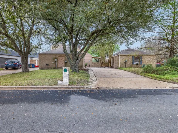 8118 Butler Ridge Dr, College Station, TX 77845