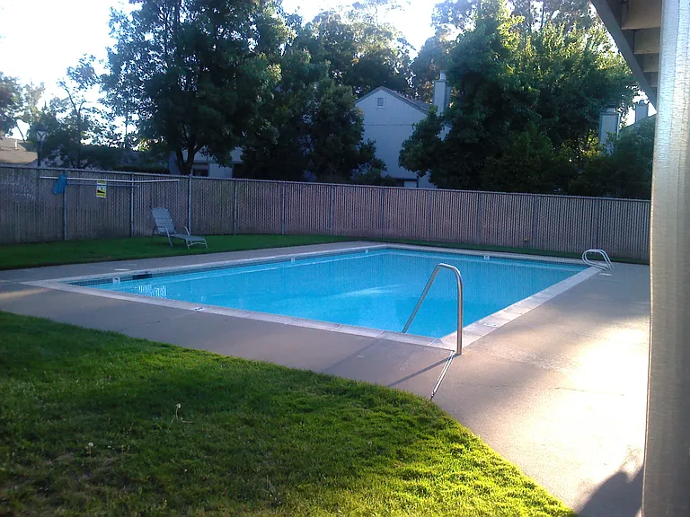315 Westmont Pl — Photo 2