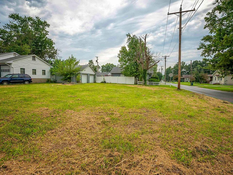 1st image of 211 N Anna St