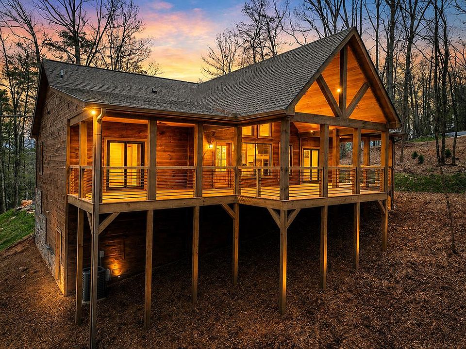1st image of 223 Bent Wood Ln