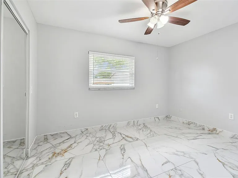 1302 Brandonwood Dr — Photo 38