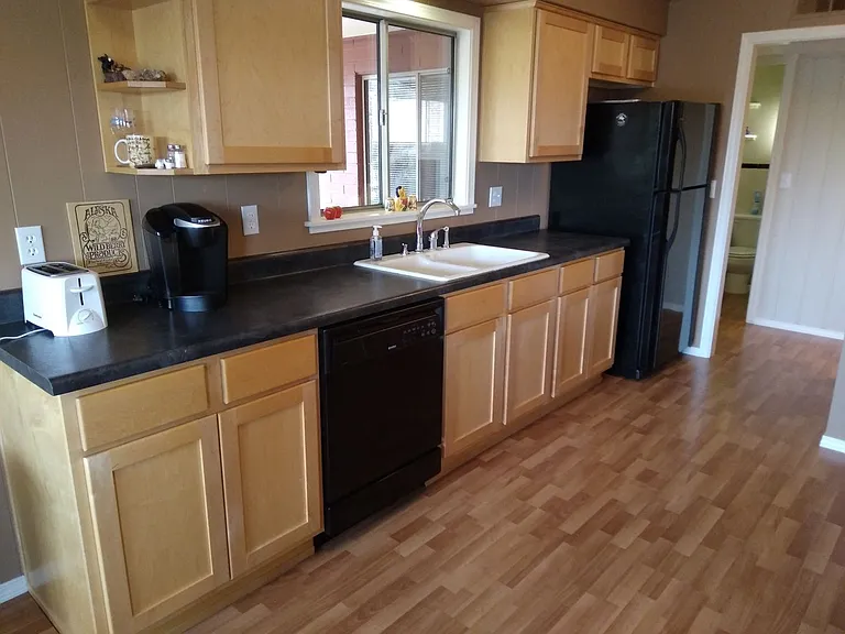 1000 W Gold Nugget Ln — Photo 9