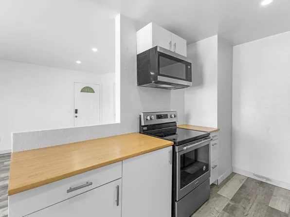 1641 Pentecost Way Unit 10, San Diego, CA 92105