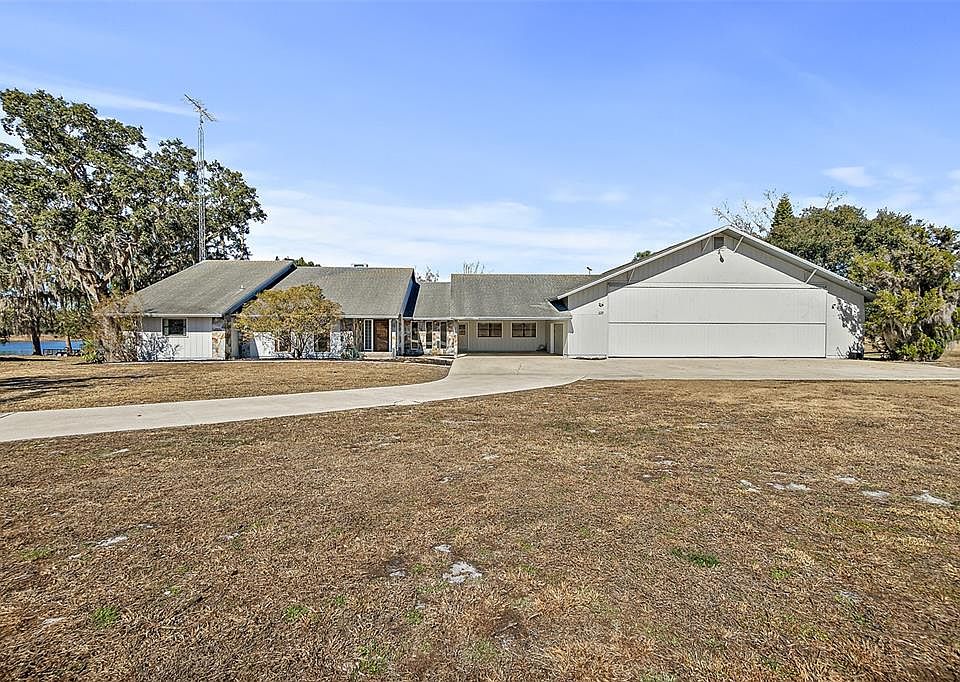 1st image of 127 EAGLES NEST LANE