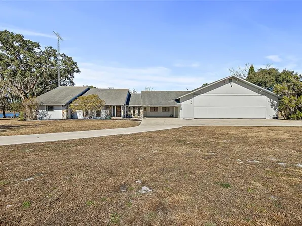 127 Eagles Nest Ln, Crescent City, FL 32112