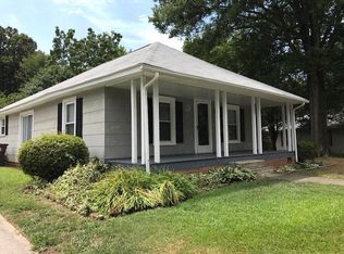 307 Rockspring Rd, High Point, NC 27262