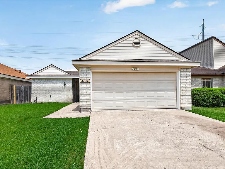 4131 Baynard Dr — Photo 1