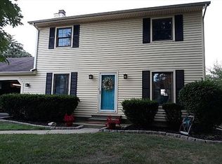 9577 Millcroft Rd, Perrysburg, OH 43551