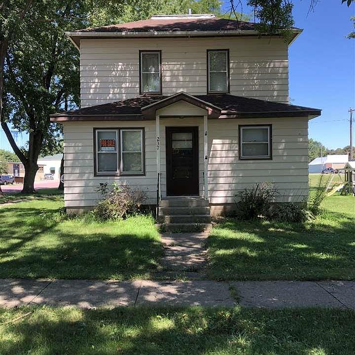 1st image of 237 Martin St W
