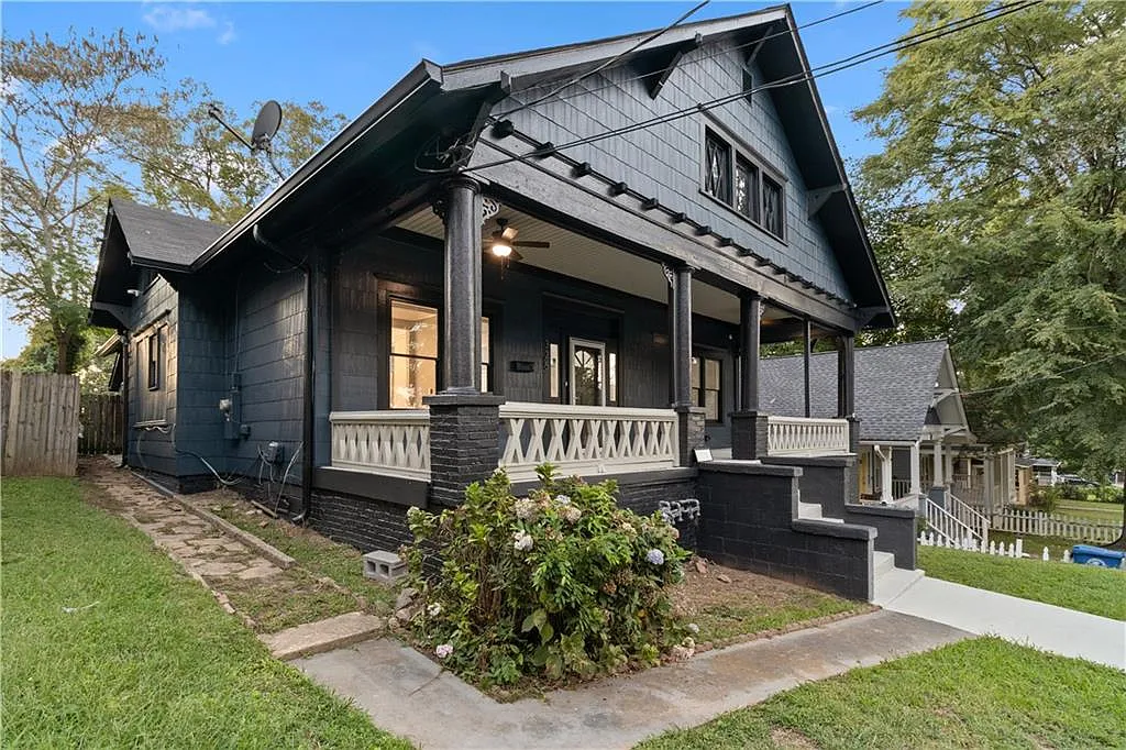 3 bed, 4.0 bath, 1917 sqft, $2,995 — Photo 1