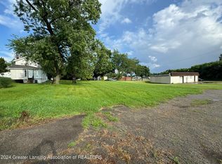 956-958 Russell St, Jackson, MI 49203