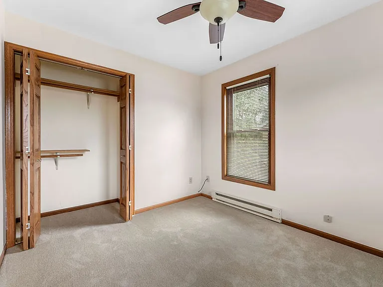 20 E Waukau Ave #1 — Photo 9
