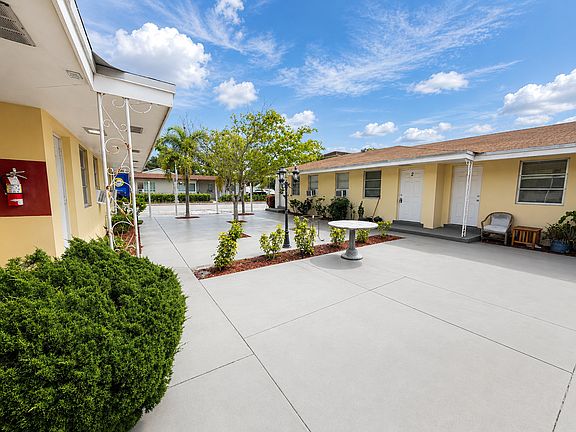 3rd image of 405 6th Ave S APT 1