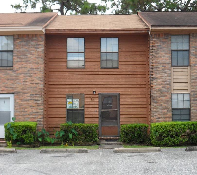 1st image of 611 Center St Unit 3
