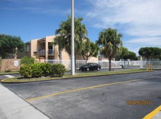 15751 SW 137th Ave APT 202, Miami, FL 33177