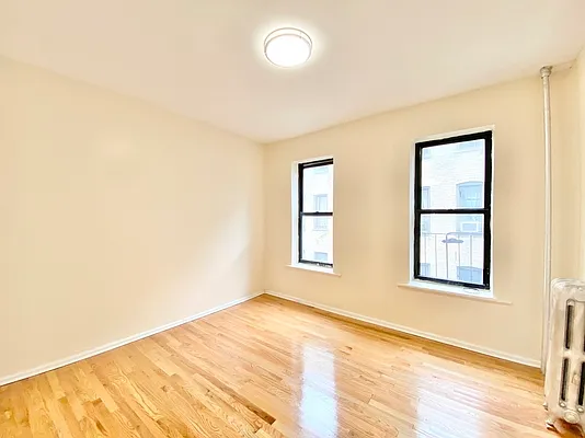 Rented by Bohemia Realty Group | media 9