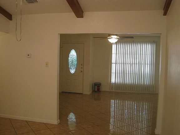 3rd image of 5629 Hensley Dr