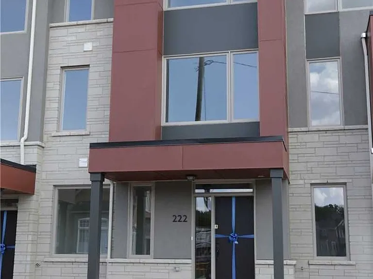 222 Harold Dent Trl — Photo 2