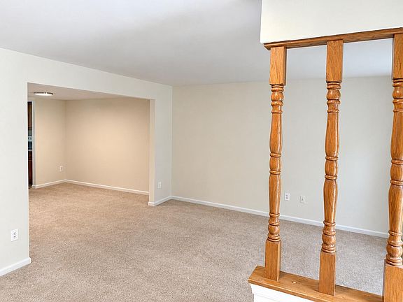 3rd image of 6281 Rathlin Dr