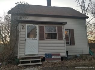 6 Russ St, Dexter, ME 04930