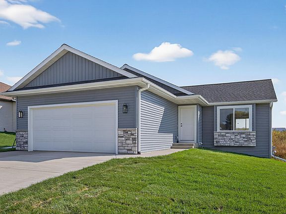3rd image of 6230 Cody Pl NW
