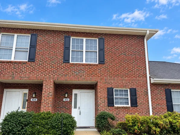 102 Boykin Ave, Selma, NC 27576