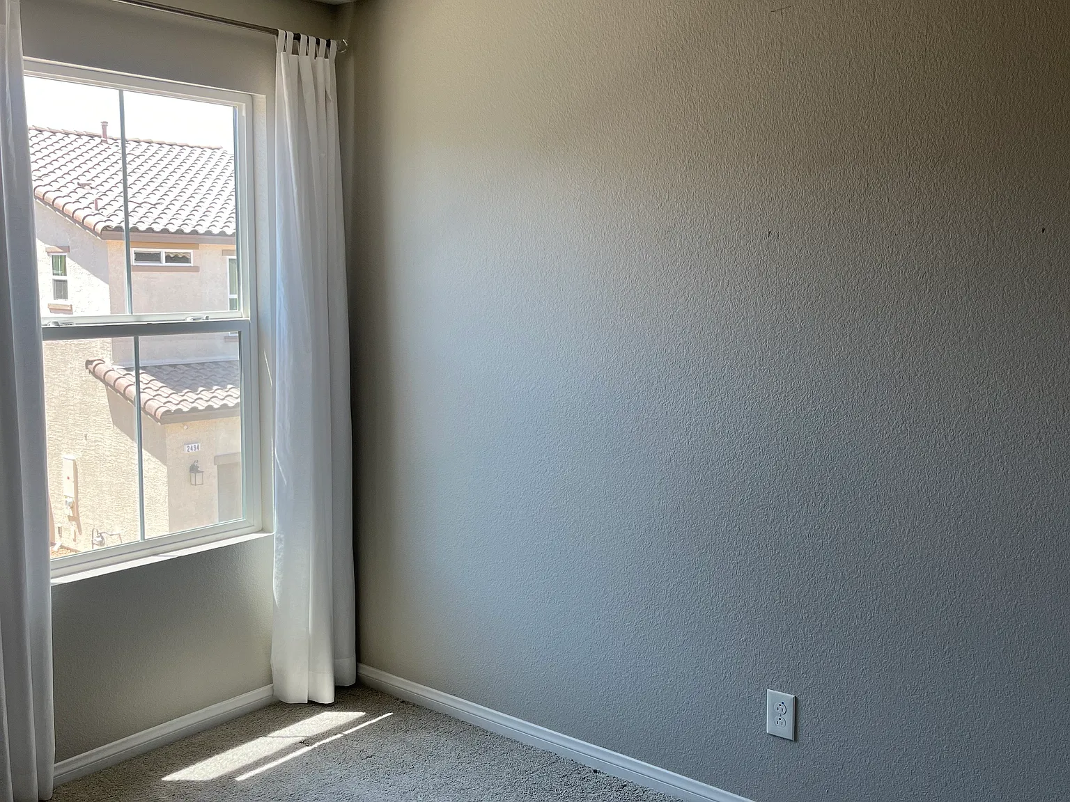 2 bed, 1605 sqft, $750 — Photo 4